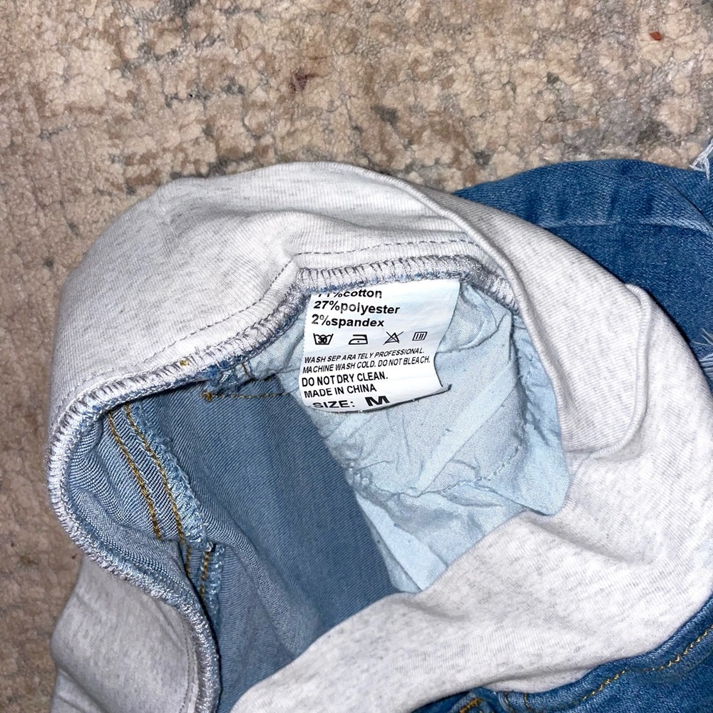Denim Blue Women's maternity Distressed Shorts size medium - Picture 2 of 3